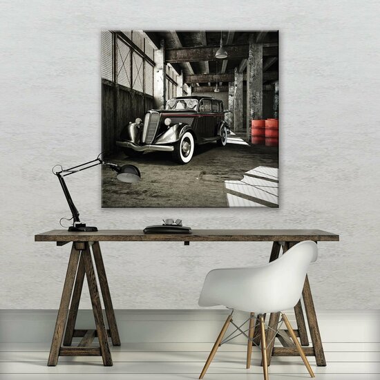 A car in the hall Canvas Schilderij PP11895O2