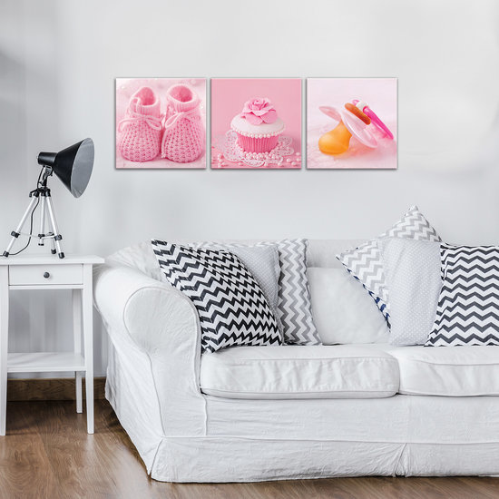 Baby Shoes and Pink Cupcakes Canvas Schilderij PS10564S13